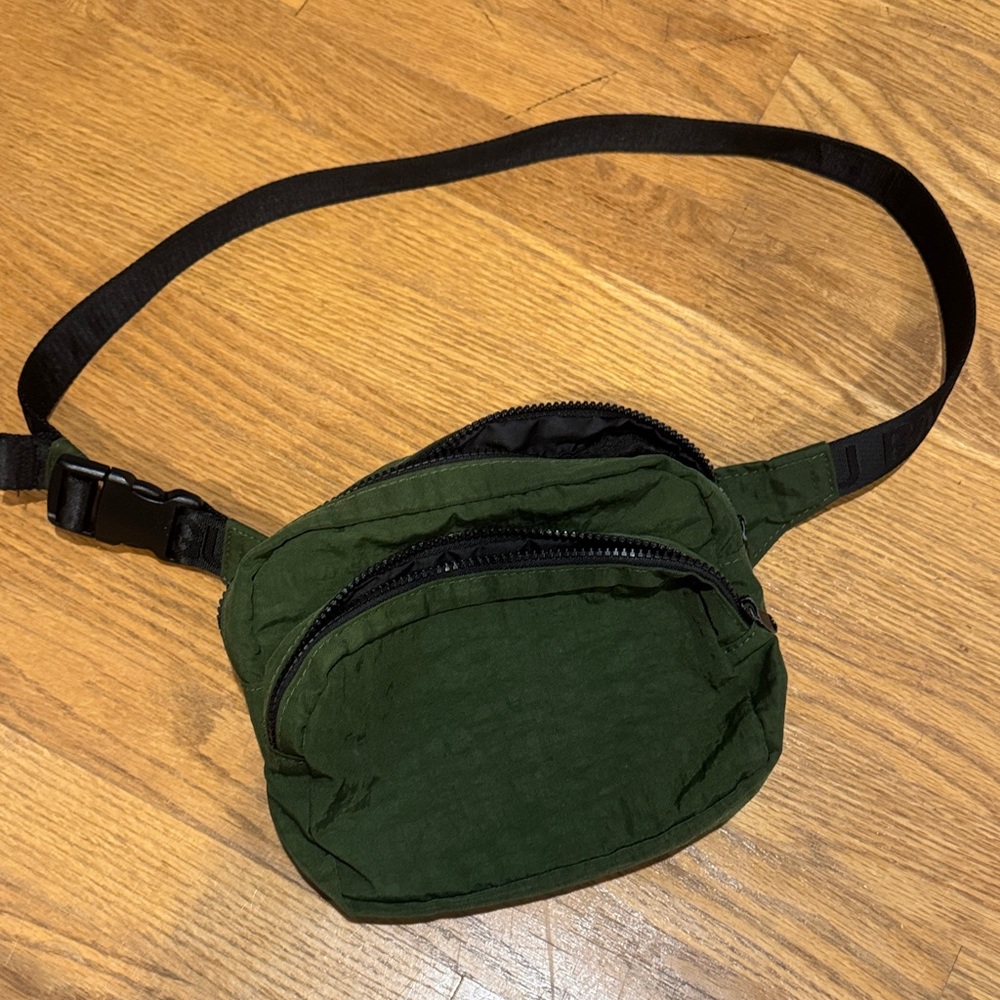 Baggu belt bag Green